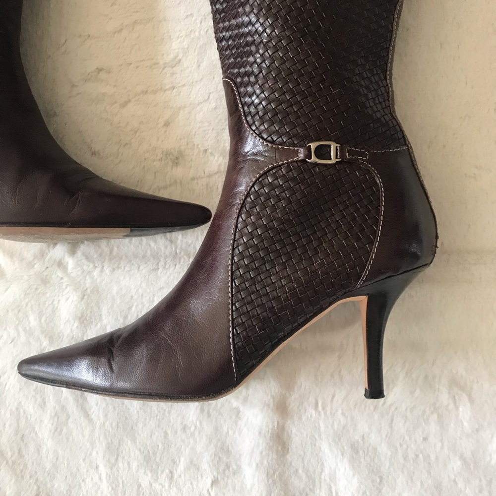 BEAUTIFUL! Cole Haan Leather Boots - Picture 6 of 10